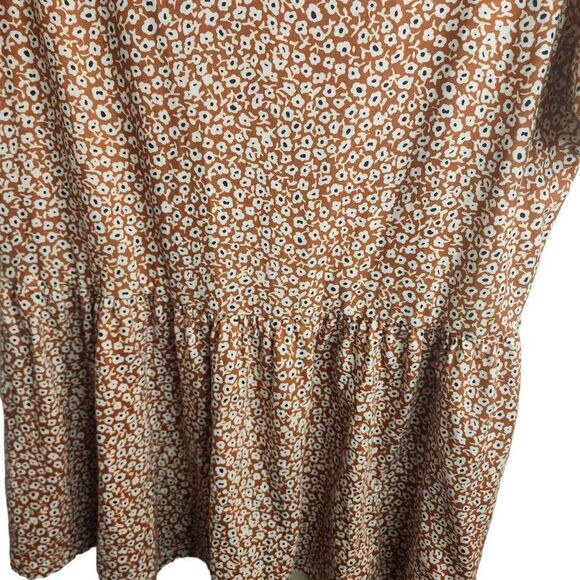 Tickled Teal Boho Poppy Print Fall Floral Short Sleeve Top Size Medium - Picture 5 of 9